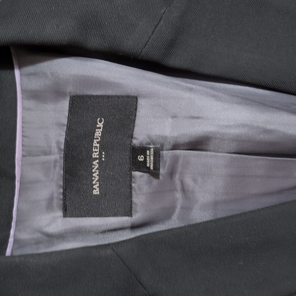 Banana Republic Blazer - Picture 2 of 4